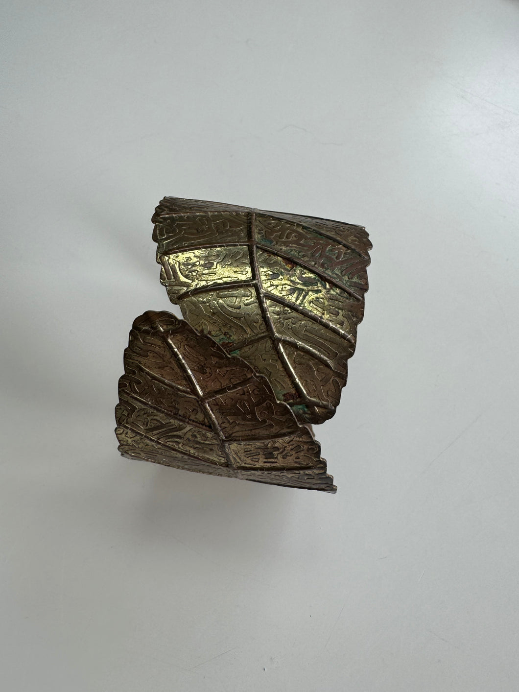 Vintage Brassy Leaf Hinged Cuff