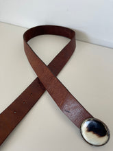 Load image into Gallery viewer, Vintage Shell Buckle Leather Belt
