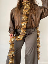 Load image into Gallery viewer, Long Vintage Brown Ruffle Scarf
