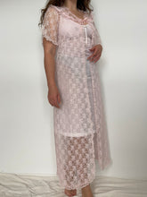 Load image into Gallery viewer, Vintage Full Length Lace Robe (12)
