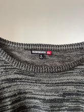 Load image into Gallery viewer, Vintage Quiksilver Centre Spellout Knit (S)
