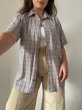 Load image into Gallery viewer, Vintage Checked Button Up Shirt (M)
