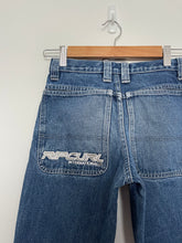 Load image into Gallery viewer, Vintage Rip Curl Jeans (6)
