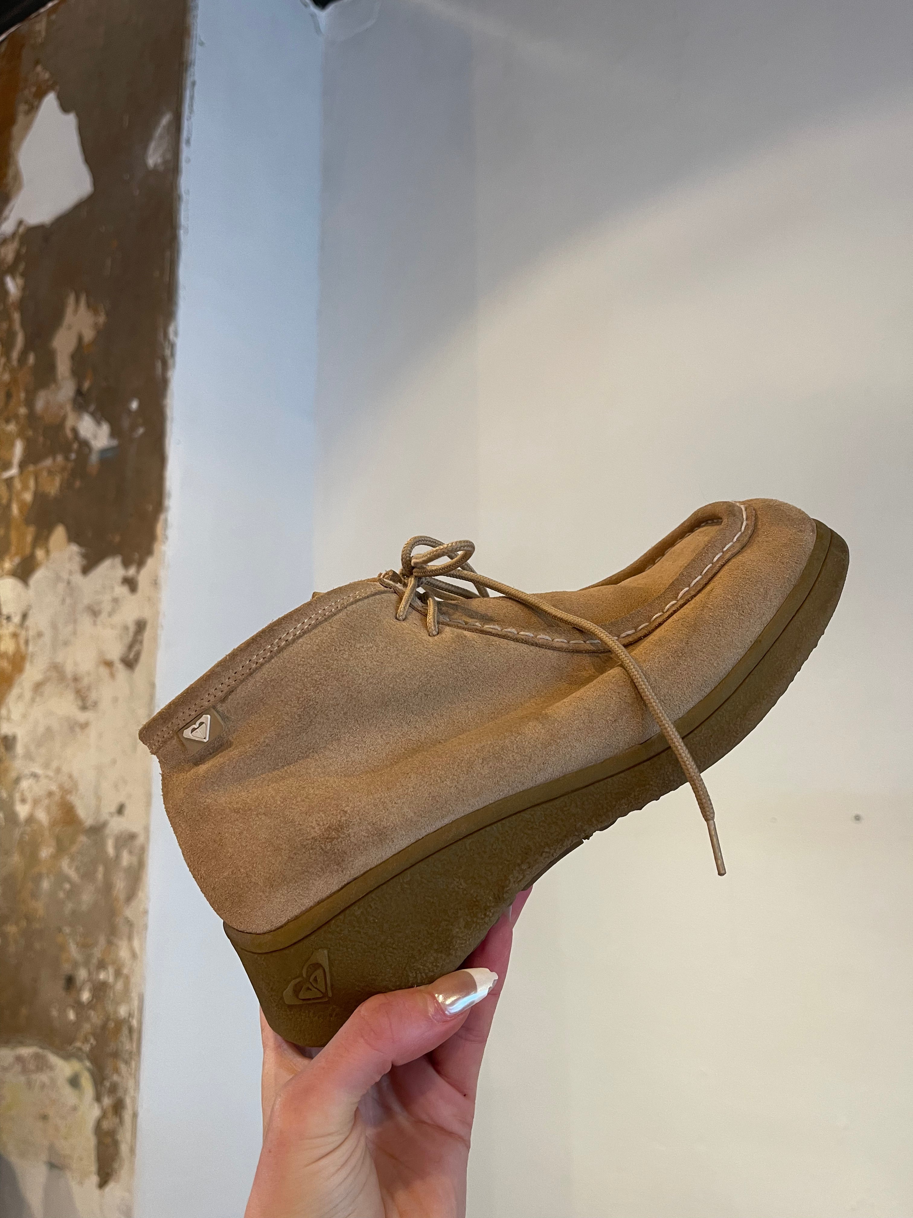 Vintage Roxy Suede Boots (9)